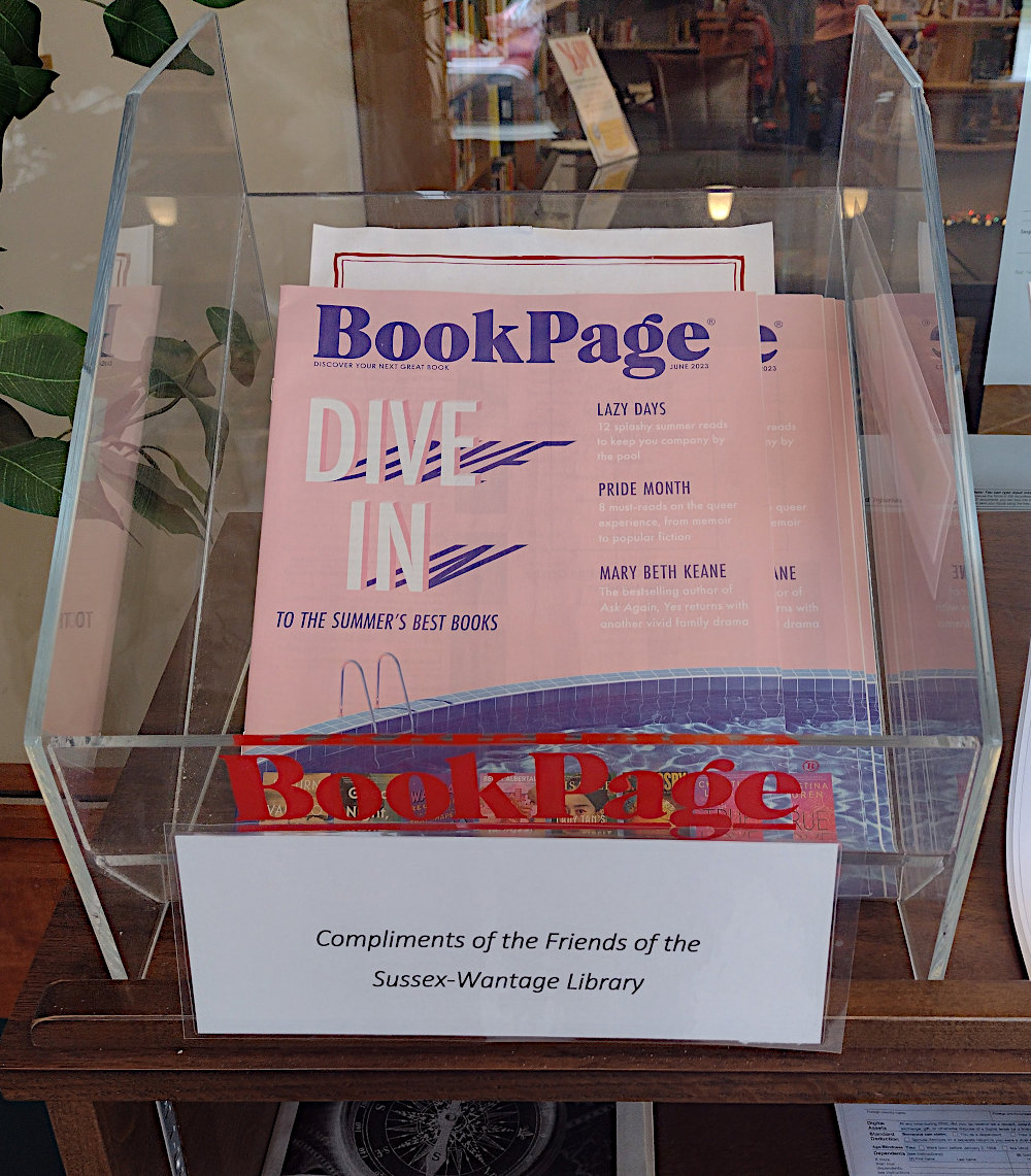 Photo of the bookpage container in lobby